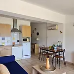 Chalereux T2 Vue Et Piscine Alba Rossa