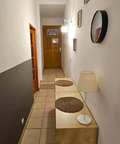 Chalereux T2 Vue Et Piscine Alba Rossa *