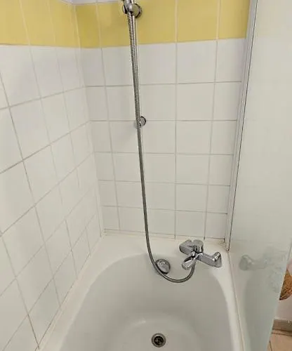 Chalereux T2 Vue Et Piscine Alba Rossa 아파트 *